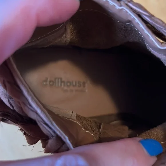 Cute brown suede boots - Picture 8 of 8